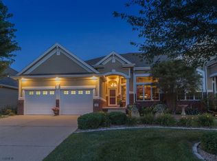782 Burr Oaks Dr, West Des Moines, IA 50266