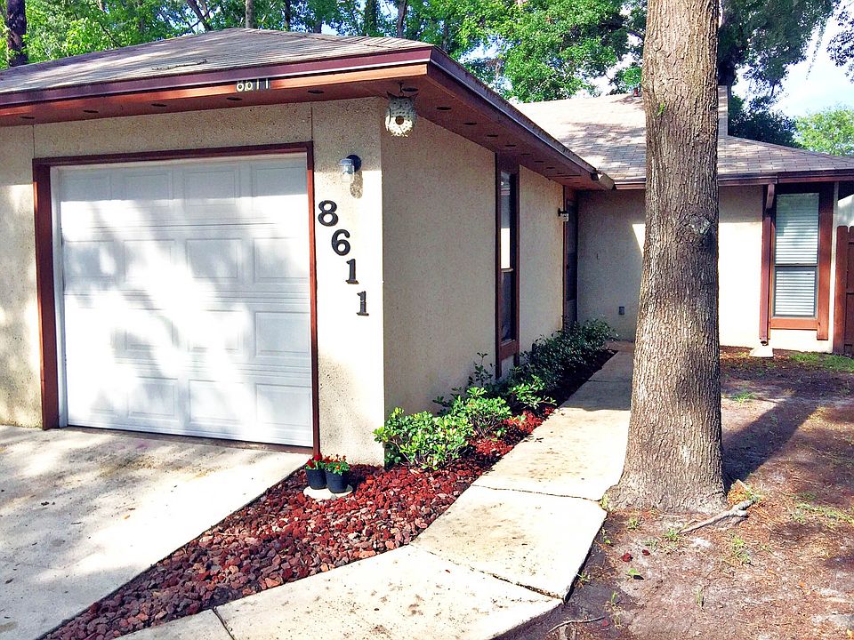 1st image of 8611 Knightsbridge Cir E