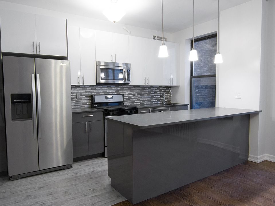 1st image of 162 W 54th St APT 12E