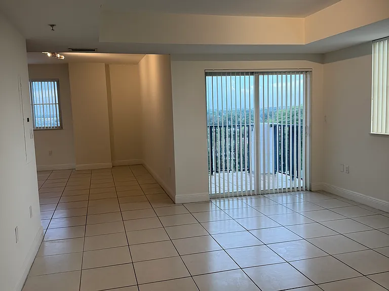 6357 SW 8th St #714 — Photo 30