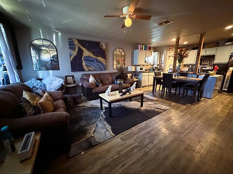 2205 Cedar Ave — Photo 2