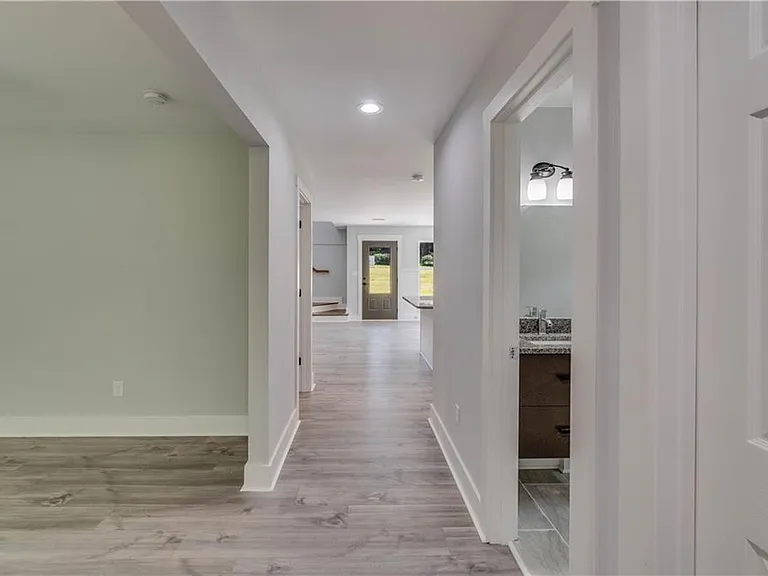 2389 Highpoint Rd #A — Photo 12