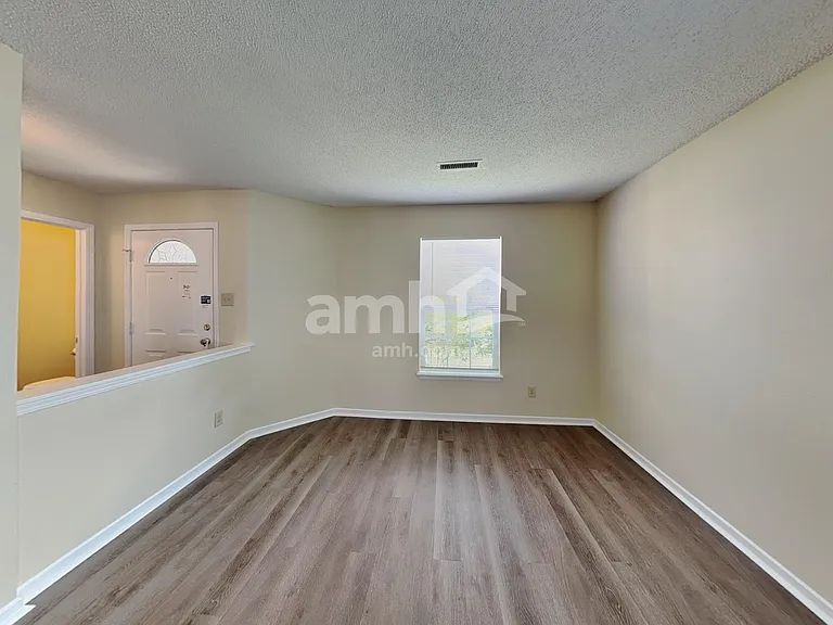 10398 Mohawk Trl — Photo 8