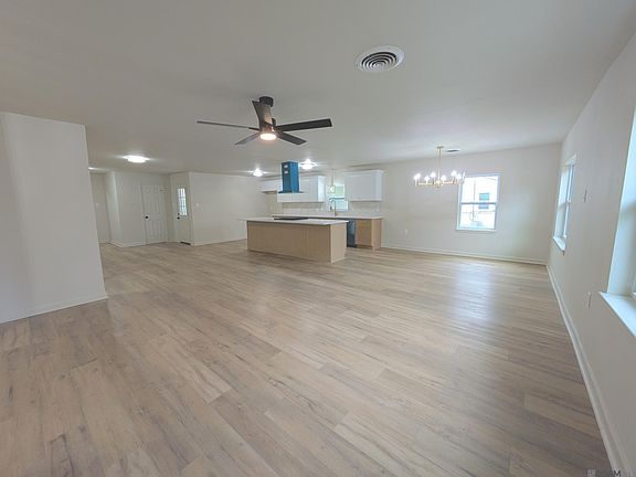 2nd image of 9950 Havard St