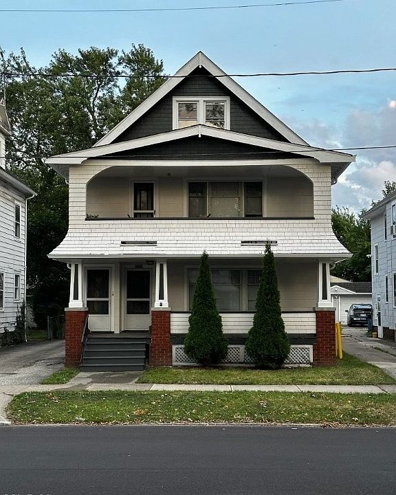1st image of 10407 Bernard Ave