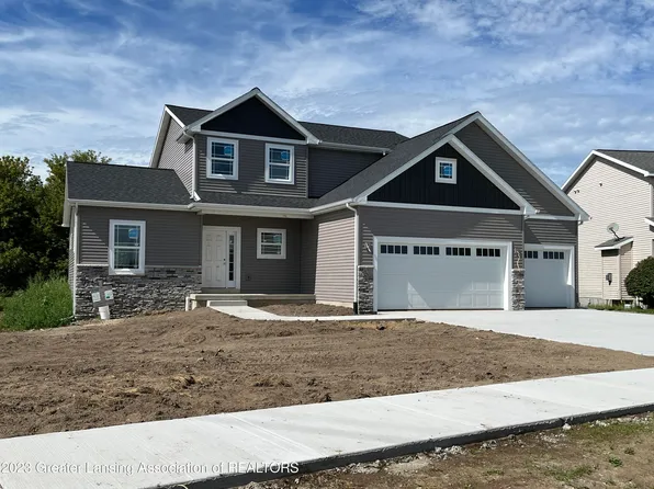 298 Ruby Ct, Alma, MI 48801