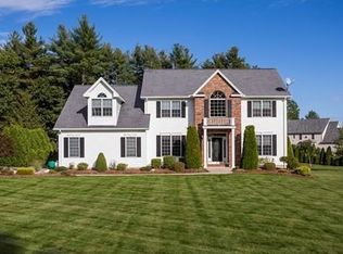 24 Lauren Ln, Southwick, MA 01077