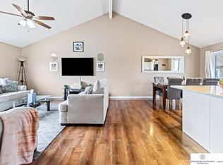 15816 Louis Dr, Omaha, NE 68118