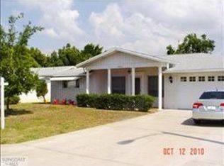 10318 Holly Dr, Port Richey, FL 34668