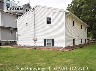 1007 Jackson St #2, Oshkosh, WI 54901