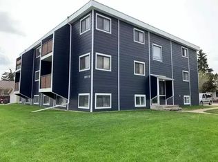 5920 58th Ave #205, Red Deer, AB T4N4V2