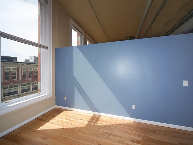 1555 California St #307 — Photo 17