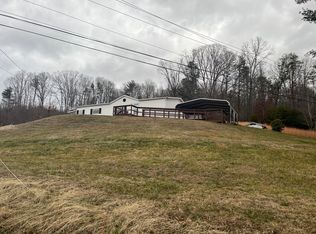 1784 Phipps Creek Rd, Burnsville, NC 28714
