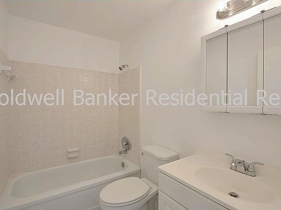 5th image of 530 S Federal Hwy APT 8