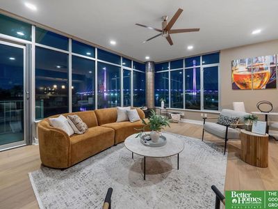 444 Riverfront Plz APT 304, Omaha, NE, 68102