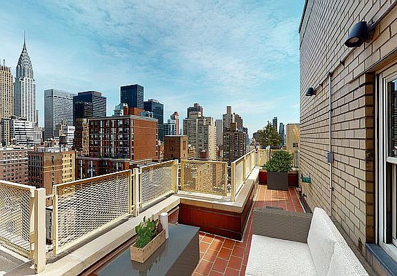 4th image of 30 Park Ave #21PHB