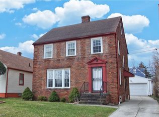 13318 Cedar Rd, Cleveland Heights, OH 44118