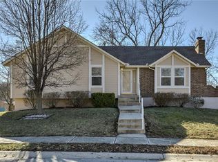 2500 SW Morningside Dr, Blue Springs, MO 64015