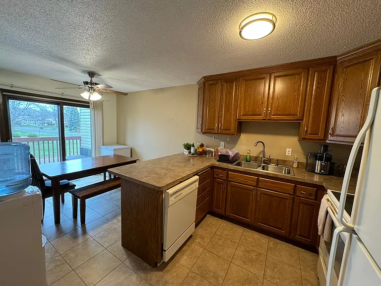 4285 Evergreen Dr — Photo 4