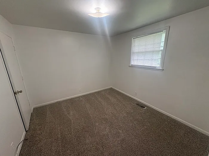 2 bed, 1.0 bath, 600 sqft, $1,250 — Photo 4