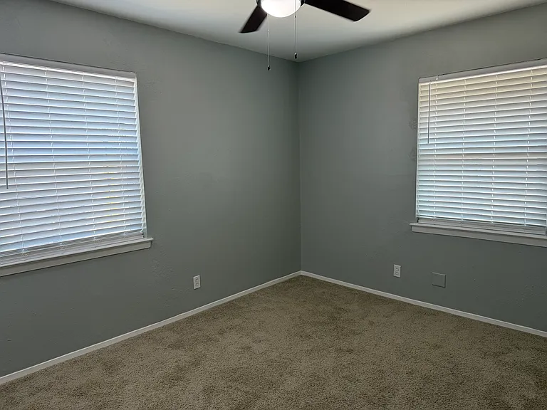 2509 Normont Cir — Photo 8