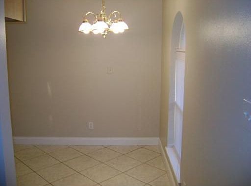 3rd image of 5808 Glasco St