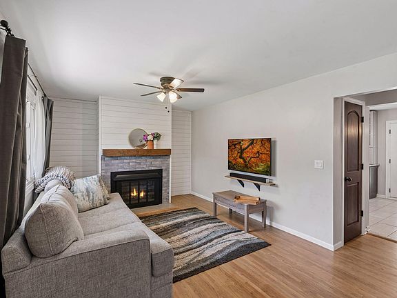 3rd image of 9804 5th St NE
