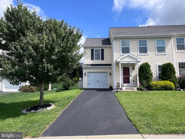 34 Silver Maple Cir, Ephrata, PA 17522