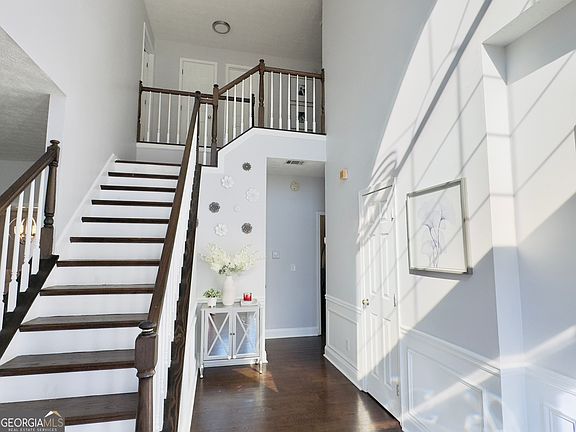4th image of 2737 Autumn Lake Ln