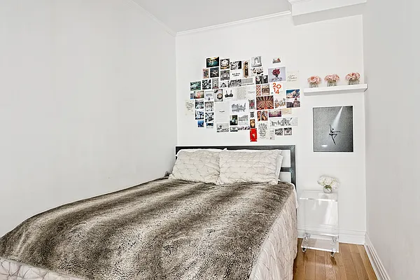 Sold by Compass | media 9