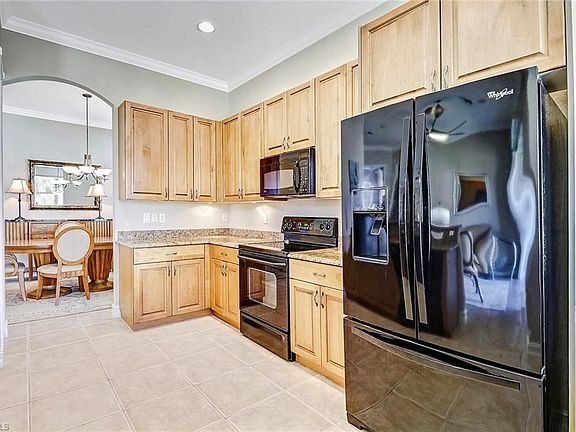 5th image of 7001 Bergamo Way APT 201