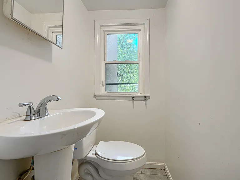 1803 W Baltimore St #1 — Photo 11