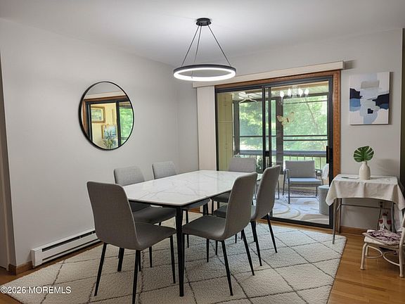 4th image of 147 Amberly Drive #G