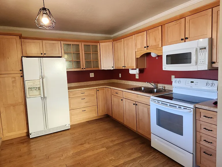 502 N William Tell Cir — Photo 11