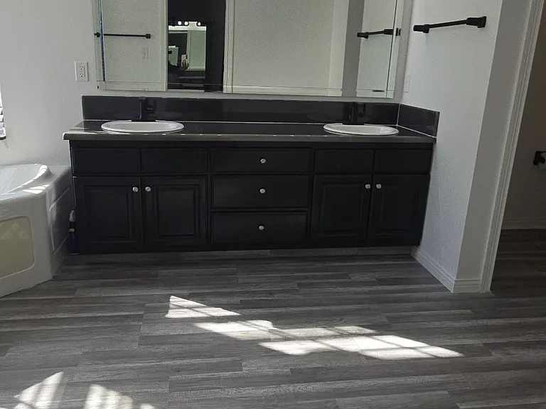 8280 Locke Cir — Photo 11