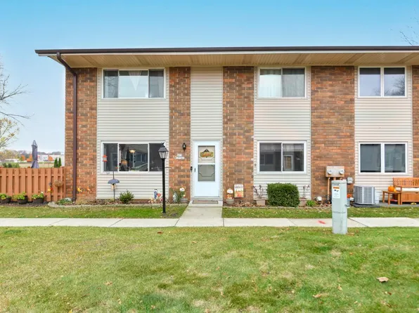 S73W17141 Briargate LANE, Muskego, WI 53150