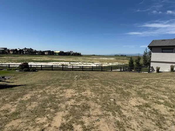 2743 Heron Lakes Pkwy, Berthoud, CO 80513