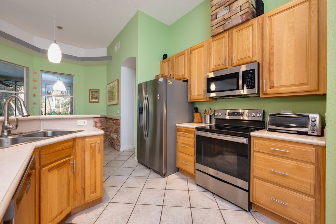 next background image