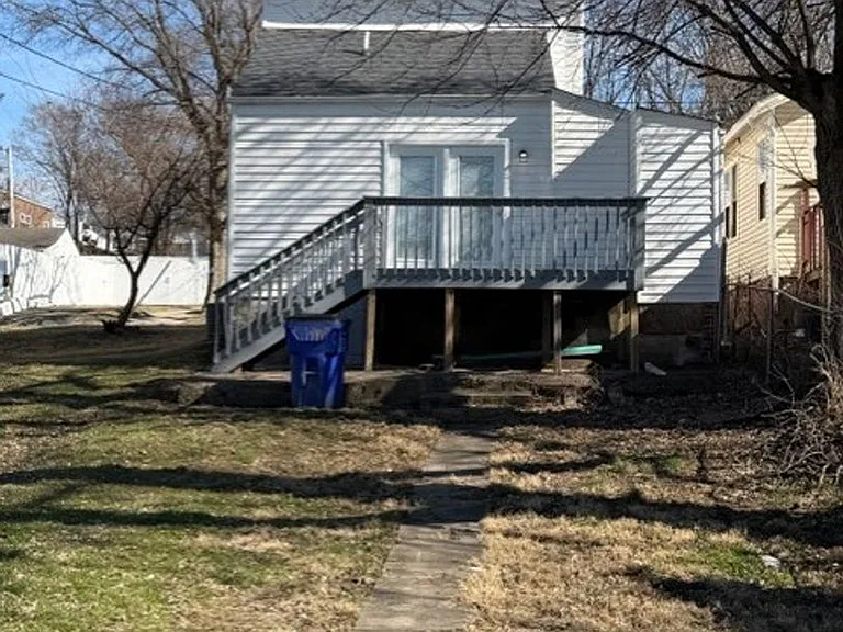 1351 Parrish Ave — Photo 15