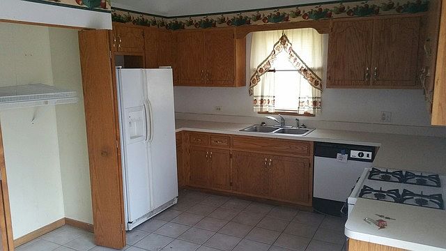 1st image of 15739 Clifton Park Ave