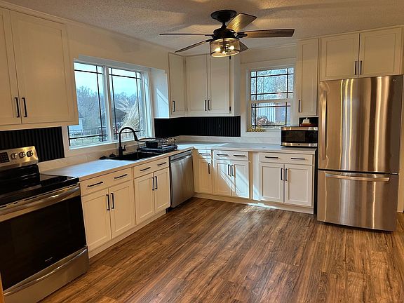 5th image of 196 Orchard St