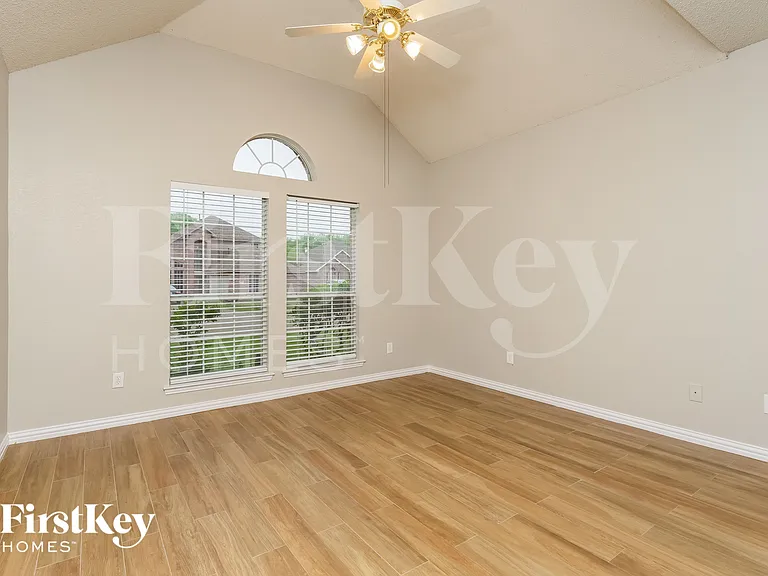 3083 Wildflower Way — Photo 9