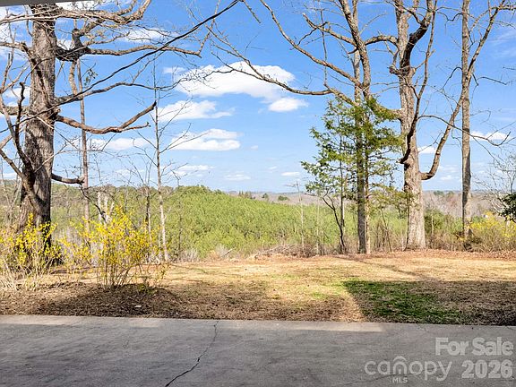 3rd image of 517 Union Rd