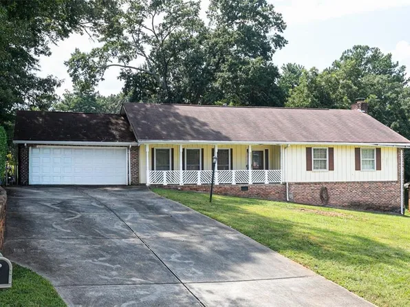 3765 Preakness Dr, Decatur, GA 30034