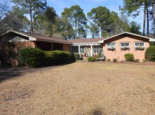 546 Lyndale Dr, Hartsville, SC 29550