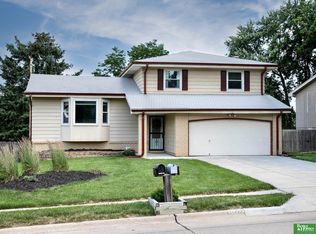 13560 Z St, Omaha, NE 68137