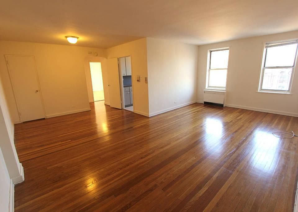 1st image of 7281 113th St APT 3M