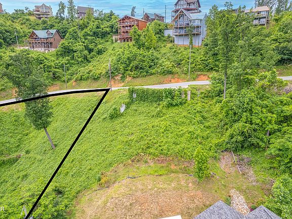 5th image of 806 Beanstalk Ct Lot 44