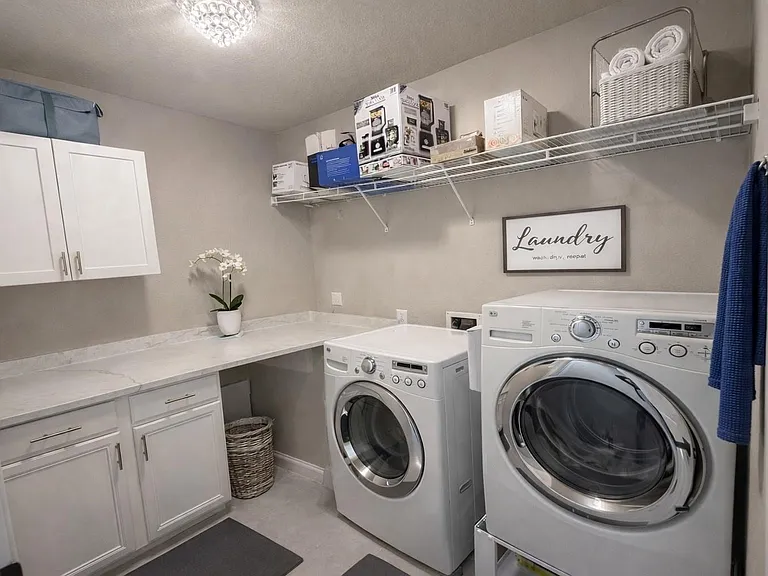1214 Peregrine Dr — Photo 16