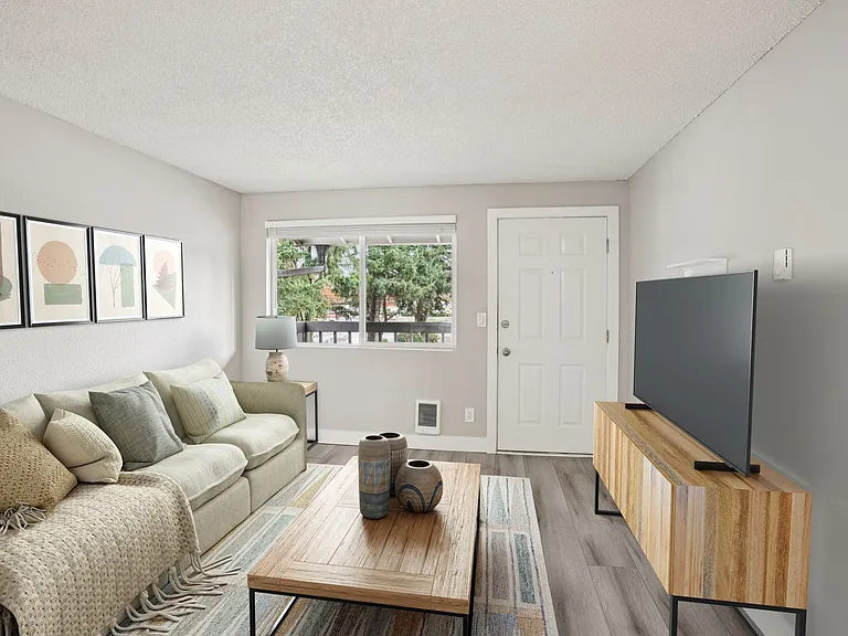 Bagley Estates- HOME SWEET HOME- UP TO 4 WEEKS FREE! — Photo 8